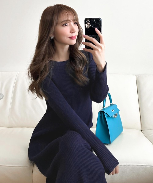 KOBE LETTUCE（コウベレタス）の「[ 岡部あゆみさんコラボ ] 選べる2タイプ リブニットロングスリーブワンピース（ワンピース・レディース・モカ/ホワイト系/ホワイト系1/ブラック系/ブラウン系/ブルー系/ブルー系1/ネイビー/ブラック/ネイビー系/ピンク系/グレー系1/グレー系/ピンク・1/2）」の10枚目の写真