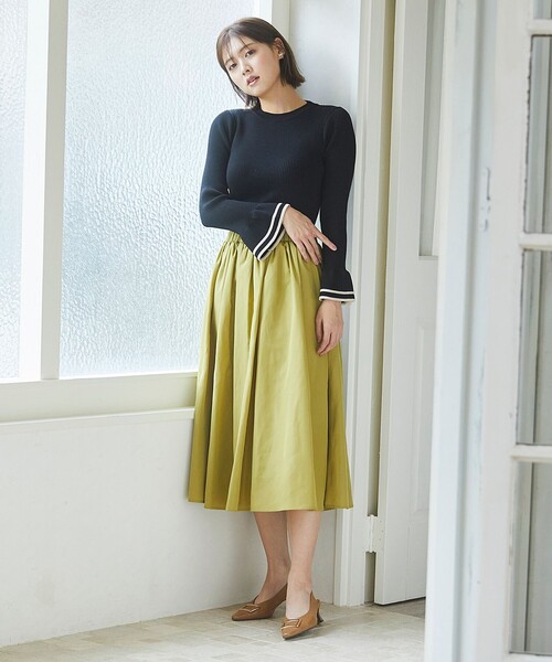 Feroux(フェルゥ)の「【洗える】アジャスタブルカラータフタ スカート(スカート・レディース・ネイビー系/ライラック系/ブルー系/イエロー系・F)」の6枚目の写真