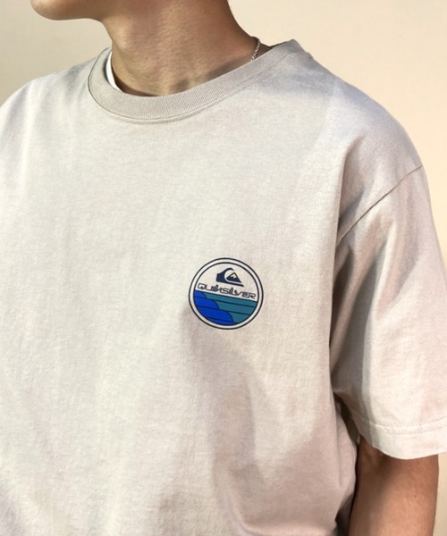 Quiksilver（クイックシルバー）の「QUIKSILVER/クイックシルバー　バックプリントTシャツ サークルロゴ/クルーネックTシャツ/SCENIC JOURNEY ST/QST231014（Tシャツ/カットソー・メンズ・ホワイト/ベージュ/ブルー・M/L/XL）」の13枚目の写真