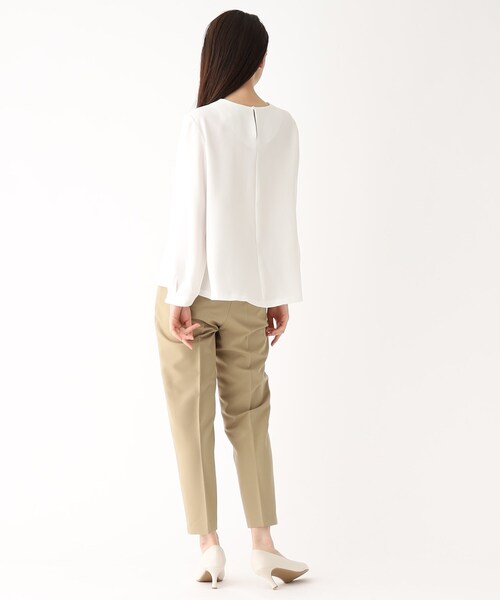 OPAQUE.CLIP(オペークドットクリップ)の「◆ガルーダダブルクロス パール調デザインブラウス(シャツ/ブラウス・レディース・ライトグレー/ホワイト系/ブラック・36/38/40/42)」の12枚目の写真