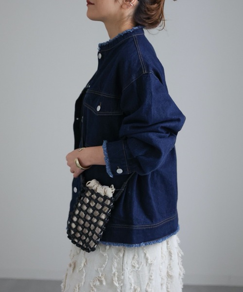 ap retro（アプレトロ）の「【選べるデザイン】ノーカラーGジャン / ビックデニムジャケット（デニムジャケット・レディース・ブラック系その他/ブルー系その他/アイボリー/ネイビー/ブルー/ブルー系その他2/ブラック系その他2・FREE）」の15枚目の写真