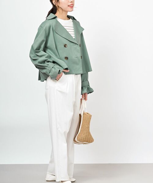 rps（アールピーエス）の「ＢＡＣＫプリーツショートトレンチコート（トレンチコート・レディース・アイボリー/ベージュ/グリーン・フリー）」の11枚目の写真