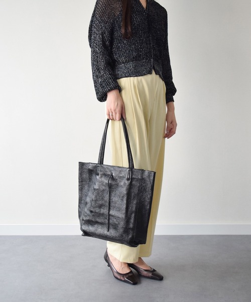 andrea cardone(アンドレアカルドネ)の「【ANDREA CARDONE】メタリックレザートートバッグ(Q36601)(トートバッグ・レディース・シルバー/グレー/ブルー/ブラック/グリーン・ALL)」の21枚目の写真