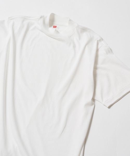HANES(ヘインズ)の「【Hanes】モックネックTシャツ HM1-X203(Tシャツ/カットソー・メンズ・ブラック/ホワイト/ダークグレー/ブラック系その他2/ホワイト系その他2・S/M/L/XL)」の3枚目の写真