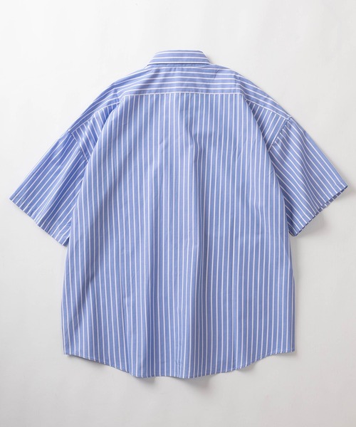 make a ray!(メイク ア レイ!)の「無地&ストライプ柄 ビッグシルエット レギュラーカラー ブロード 半袖シャツ/オーバーサイズ(シャツ/ブラウス・メンズ・ブルー系その他/ベージュ/パープル/ホワイト/グリーン/ホワイト系その他/サックスブルー/ブラック/ブラック系その他/レモンイエロー・M/L/XL)」の12枚目の写真