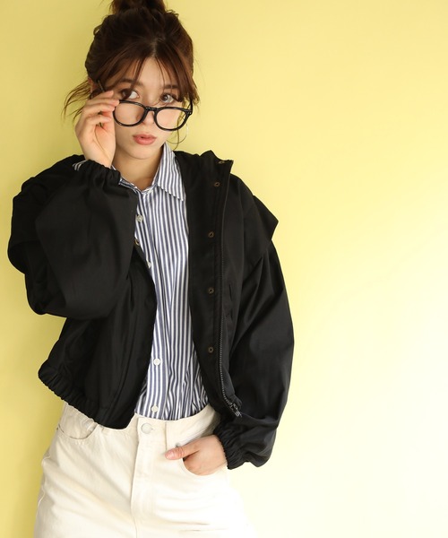 aity（アイティ）の「シャークスキンボリュームショート丈マウンテン