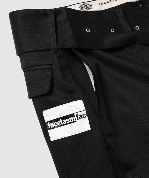 FACETASM（ファセッタズム）の「DICKIES BELTED BIG HEART  PANTS（チノパンツ・メンズ・ブラック/ベージュ/グレイッシュブルー・3/4）」の11枚目の写真