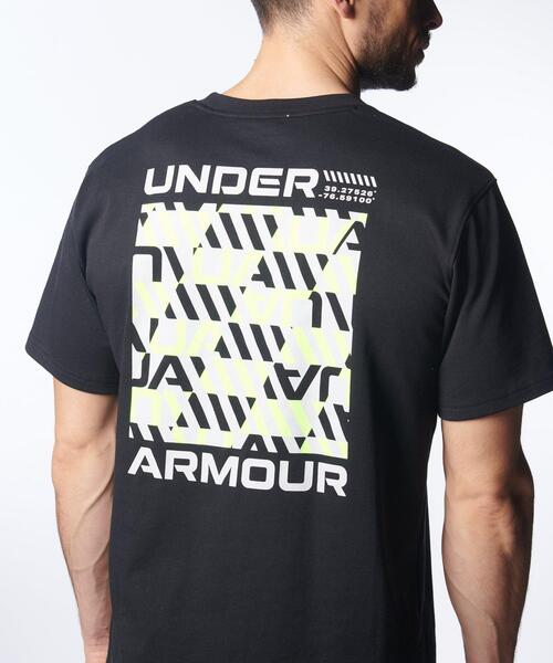 UNDER ARMOUR(アンダーアーマー)の「UAヘビーウエイト コットン ショートスリーブTシャツ 〈バックグラフィック〉(トレーニング/メンズ)(Tシャツ/カットソー・メンズ・ブラック・L/S/3XL/XL/XXL/M)」の3枚目の写真