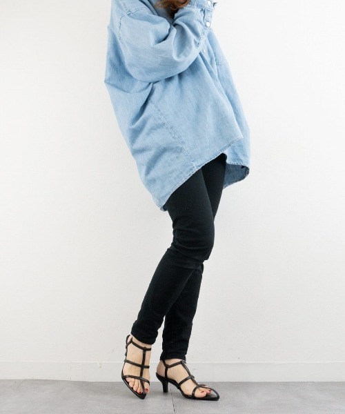 Fabby fabby(ファビィーファビィー)の「ポインテッドストラップピンヒールサンダル(サンダル・レディース・ベージュ/ブラック/グリーン/オフホワイト/イエロー/シルバー・SMALL/MEDIUM/LARGE)」の16枚目の写真