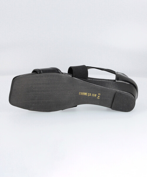 COMME CA ISM(コムサイズム)の「クロスゴム ウェッジ サンダル(サンダル・レディース・オフホワイト/ブラック・23.5cm/24.5cm)」の4枚目の写真