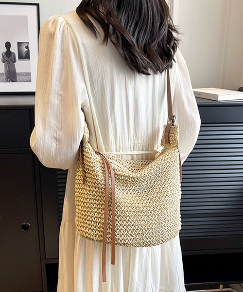 florist（フローリスト）の「【2WAY/軽量】かご編みメッシュ×ポイントレザーのバケツショルダーバッグ/トートバッグ（かごバッグ・レディース・ブラウン/ベージュ・FREE）」の11枚目の写真