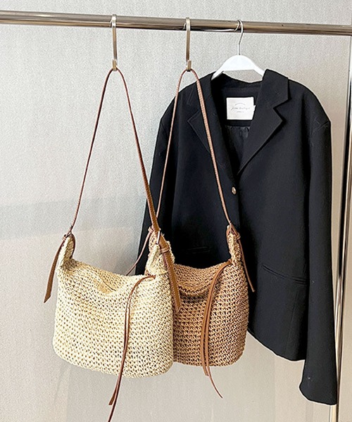 florist（フローリスト）の「【2WAY/軽量】かご編みメッシュ×ポイントレザーのバケツショルダーバッグ/トートバッグ（かごバッグ・レディース・ブラウン/ベージュ・FREE）」の3枚目の写真