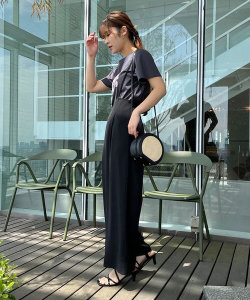 couture brooch(クチュールブローチ)の「◆【新色追加!シンプルインナーでもオシャレ見え。】キャミロンパース(サロペット/オーバーオール・レディース・アイボリー/ブラック/ライトベージュ・38/42/40)」の22枚目の写真