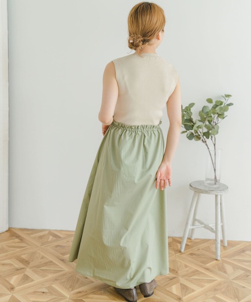 ITEMS URBANRESEARCH（アイテムズ アーバンリサーチ）の「リブニットシャーリングワンピース（ワンピース・レディース・ブラック/ブラウン/ベージュ・FREE）」の14枚目の写真