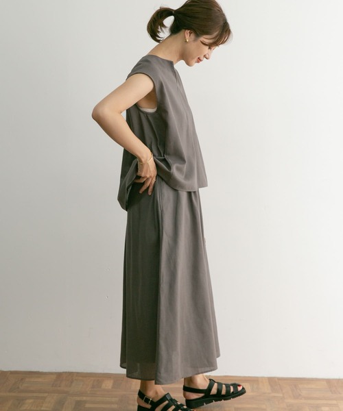 URBAN RESEARCH DOORS（アーバンリサーチドアーズ）の「『セットアップ対応』『UR TECH 高機能リネン』フレンチスリーブブラウス（シャツ/ブラウス・レディース・ネイビー/グリーン/グレー・MEDIUM）」の6枚目の写真