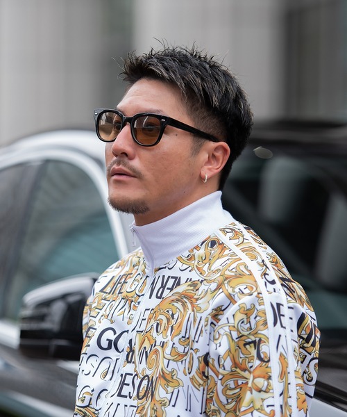 SILVER BULLET（シルバーバレット）の「『SILVER BULLET SELECT AC/シルバーバレットセレクト』紫外線でレンズの色濃度が変わる調光レンズ UVカット サングラス（サングラス・メンズ・A/H/J/O/Q/C/D/E/F/S/B/G/I/P/R/K/L/M/N・FREE）」の5枚目の写真