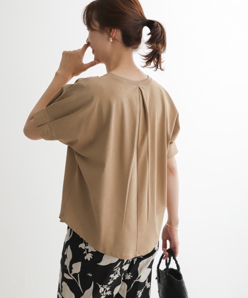 URBAN RESEARCH DOORS(アーバンリサーチドアーズ)の「タックスリーブワイドプルオーバー(Tシャツ/カットソー・レディース・グレー系その他/ベージュ/ネイビー・MEDIUM)」の4枚目の写真