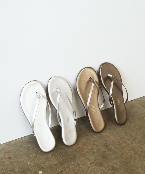 TKEES（ティキーズ）の「TKEES/ティキーズ レザー ビーチ サンダル（サンダル・レディース・シルバー系1/シルバー系2/ライトブラウン/ブラウン/ベージュ/ブラック・5/6/7/8）」の17枚目の写真