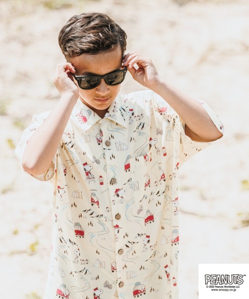 PEANUTS（ピーナッツ）の「PEANUTS ｽﾇｰﾋﾟｰ/ﾌｫﾙｸｽﾜｰｹﾞﾝ ﾀﾞﾌﾞﾙﾈｰﾑｺﾗﾎﾞ　親子お揃いで着れるアロハシャツ　ｷｯｽﾞ（シャツ/ブラウス・キッズ・ナチュラル/イエロー/ブルー・110/120/130）」の2枚目の写真