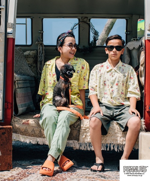 PEANUTS（ピーナッツ）の「PEANUTS ｽﾇｰﾋﾟｰ/ﾌｫﾙｸｽﾜｰｹﾞﾝ ﾀﾞﾌﾞﾙﾈｰﾑｺﾗﾎﾞ　親子お揃いで着れるアロハシャツ　ｷｯｽﾞ（シャツ/ブラウス・キッズ・ナチュラル/イエロー/ブルー・110/120/130）」の13枚目の写真