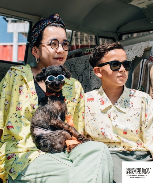 PEANUTS（ピーナッツ）の「PEANUTS ｽﾇｰﾋﾟｰ/ﾌｫﾙｸｽﾜｰｹﾞﾝ ﾀﾞﾌﾞﾙﾈｰﾑｺﾗﾎﾞ　親子お揃いで着れるアロハシャツ　ｷｯｽﾞ（シャツ/ブラウス・キッズ・ナチュラル/イエロー/ブルー・110/120/130）」の6枚目の写真