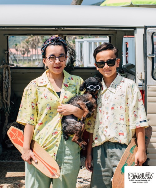 PEANUTS（ピーナッツ）の「PEANUTS ｽﾇｰﾋﾟｰ/ﾌｫﾙｸｽﾜｰｹﾞﾝ ﾀﾞﾌﾞﾙﾈｰﾑｺﾗﾎﾞ　親子お揃いで着れるアロハシャツ　ｷｯｽﾞ（シャツ/ブラウス・キッズ・ナチュラル/イエロー/ブルー・110/120/130）」の17枚目の写真