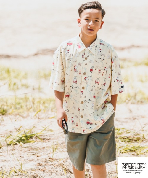 PEANUTS（ピーナッツ）の「PEANUTS ｽﾇｰﾋﾟｰ/ﾌｫﾙｸｽﾜｰｹﾞﾝ ﾀﾞﾌﾞﾙﾈｰﾑｺﾗﾎﾞ　親子お揃いで着れるアロハシャツ　ｷｯｽﾞ（シャツ/ブラウス・キッズ・ナチュラル/イエロー/ブルー・110/120/130）」の19枚目の写真