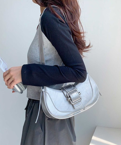 SPIGA（スピーガ）の「ﾊﾞｯｸﾙﾚｻﾞｰｼｮﾙﾀﾞｰﾊﾞｯｸﾞ（ショルダーバッグ・レディース・ブラック/シルバー/ホワイト・FREE）」の12枚目の写真