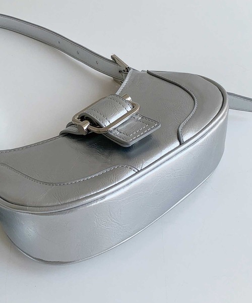 SPIGA（スピーガ）の「ﾊﾞｯｸﾙﾚｻﾞｰｼｮﾙﾀﾞｰﾊﾞｯｸﾞ（ショルダーバッグ・レディース・ブラック/シルバー/ホワイト・FREE）」の11枚目の写真