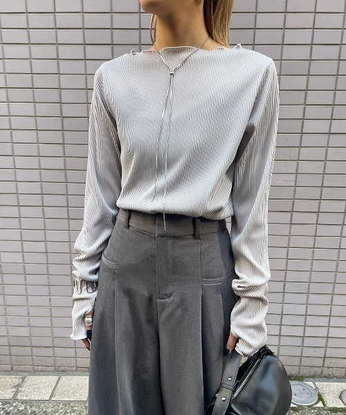 AIC.（エーアイシー）の「配色リブメロートップス（Tシャツ/カットソー・レディース・ブラック/ブルー/ベージュ/ライトグレー・FREE）」の3枚目の写真