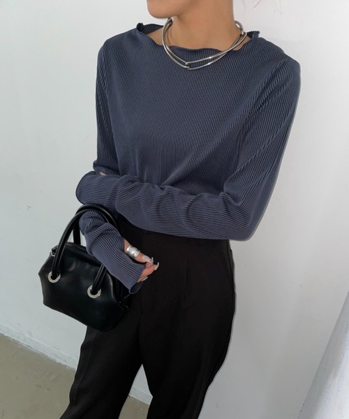 AIC.（エーアイシー）の「配色リブメロートップス（Tシャツ/カットソー・レディース・ブラック/ブルー/ベージュ/ライトグレー・FREE）」の12枚目の写真