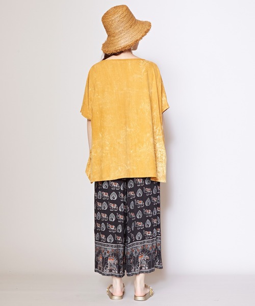 チャイハネ（チャイハネ）の「【チャイハネ】パチドアシッドウォッシュ変形トップス（Tシャツ/カットソー・レディース・ブラック/ブルー/マスタード・FREE）」の8枚目の写真