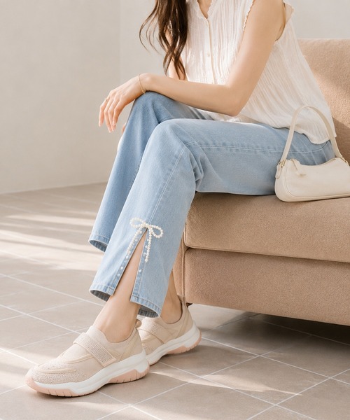 coca（ANDEX shoes product）（コカ）の「【サステナブルシリーズ】ビジューベルト ニットスニーカー（スニーカー・レディース・ベージュ/ブラック・SMALL/MEDIUM/LARGE）」の4枚目の写真