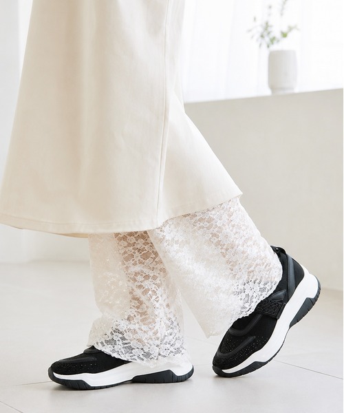 coca（ANDEX shoes product）（コカ）の「【サステナブルシリーズ】ビジューベルト ニットスニーカー（スニーカー・レディース・ベージュ/ブラック・SMALL/MEDIUM/LARGE）」の9枚目の写真