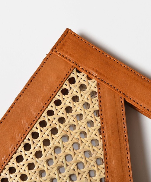 Le Jardin(ルジャルダン)の「【Le Jardin】Vカット ラタン ハンドバッグ(かごバッグ・レディース・ブラック/ブラウン・FREE)」の8枚目の写真