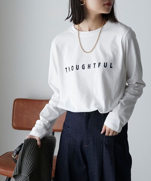 Anss.me(アンスミー)の「【Anss.me】シンプルゴシックロゴプリントロンT(Tシャツ/カットソー・レディース・ホワイト系1/チャコールグレー/ホワイト系2/ブラック/ライトカーキ/ベージュ・FREE)」の3枚目の写真