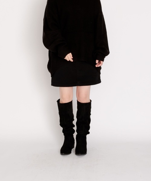 SVEC（シュベック）の「ポインテッドトゥ ワイドシャフト シャーリング ニーハイブーツ（ブーツ・レディース・インディゴブルー/ベージュ/ブラック・35/36/37/38/39）」の21枚目の写真