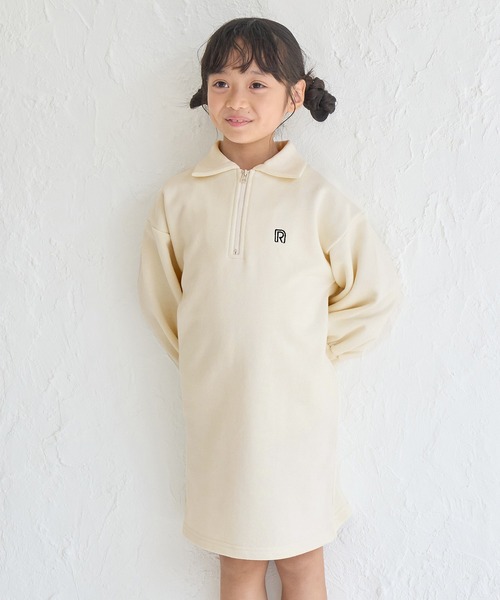 ROPE' PICNIC(ロペピクニック)の「【KIDS】ワンポイント刺繍裏毛ハーフジップワンピース/リンクコーデ(ワンピース・キッズ・チャコールグレー/キナリ・110/140/150/120/130)」の3枚目の写真