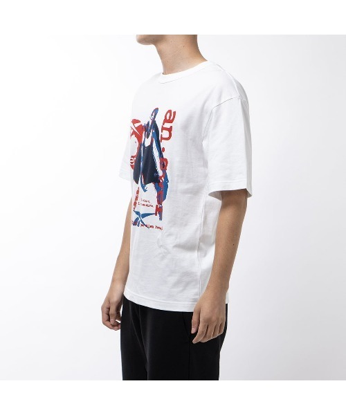 Reebok（リーボック）の「バスケットボール アイバーソン グラフィック Tシャツ / BB IVERSON GRAPHIC TEE（Tシャツ/カットソー・メンズ・ブラック/ホワイト・MEDIUM/X-SMALL/LARGE/X-LARGE/SMALL/XX-LARGE）」の3枚目の写真
