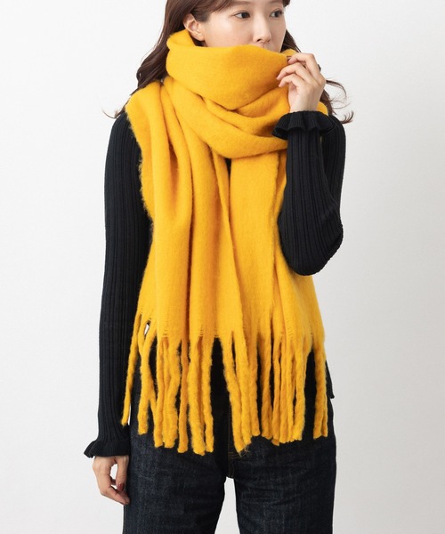 emonique（エモニーク）の「ボリューム フリンジ大判マフラー ストール プレーン ふわふわざっくり（マフラー・レディース・ブラウン/ライトブルー/スカイブルー/ホワイト/ブルー/ベージュ/モスグリーン/キャメル/ピンク/ブラック・FREE）」の9枚目の写真