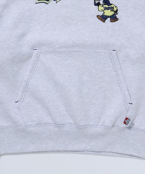 BEN DAVIS（ベンデイビス）の「【BEN DAVIS(ベンデイビス)】 SPRAY ART HOODIE / ロゴ ビッグ 裏起毛 プルオーバー パーカー（パーカー・メンズ・オフホワイト/ブルー系その他2/ブラック・X-LARGE/MEDIUM/LARGE）」の7枚目の写真