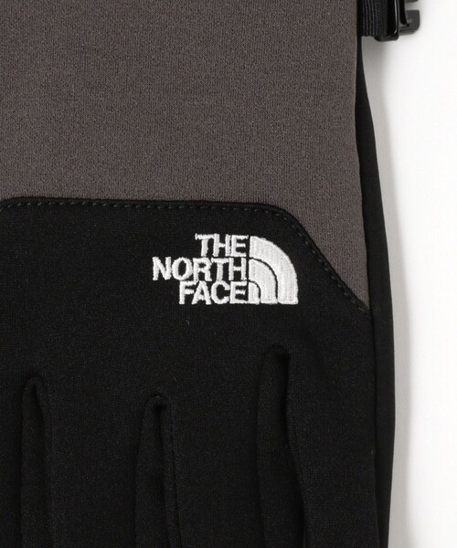 BEAMS BOY（ビームスボーイ）の「THE NORTH FACE / Etip Glove（手袋・レディース・ブラック/グレー・SMALL）」の6枚目の写真