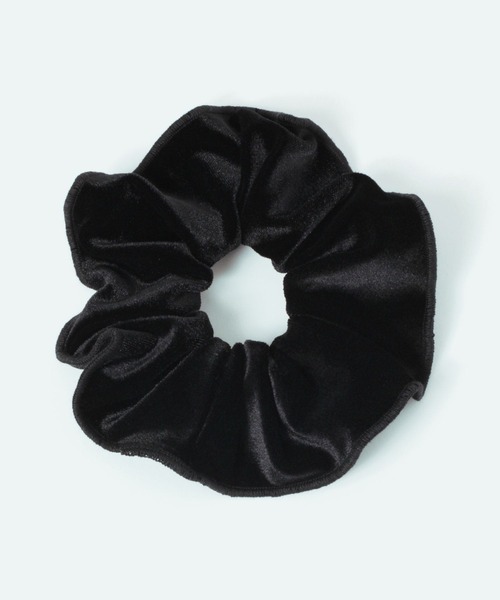 studio CLIP（スタディオクリップ）の「【daily CLIP】ベロアシュシュ（シュシュ・レディース・ブラック/ブラウン/グレー/ピンク・FREE）」の2枚目の写真