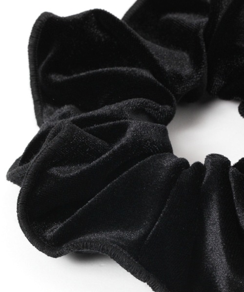 studio CLIP（スタディオクリップ）の「【daily CLIP】ベロアシュシュ（シュシュ・レディース・ブラック/ブラウン/グレー/ピンク・FREE）」の6枚目の写真