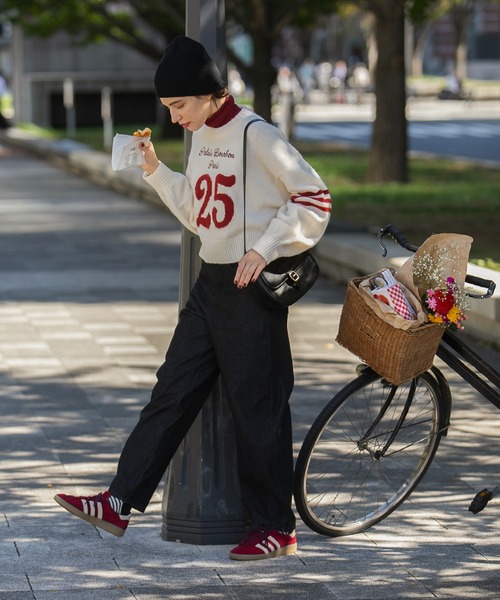 BONLECILL(ボンルシール)の「配色刺繍ロゴ ナンバリングニットプルオーバー(ニット/セーター・レディース・ブラック/アイボリー/ブラウン・FREE)」の10枚目の写真