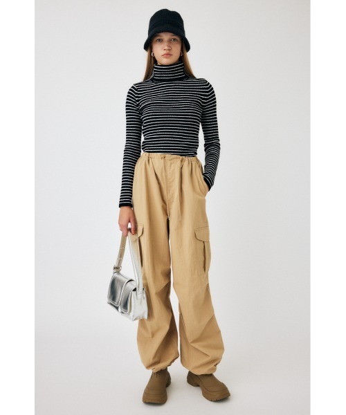MOUSSY（マウジー）の「HI NECK RIB ニット（ニット/セーター・レディース・ホワイト系その他/イエロー/パープル/ブラック系その他・FREE）」の6枚目の写真