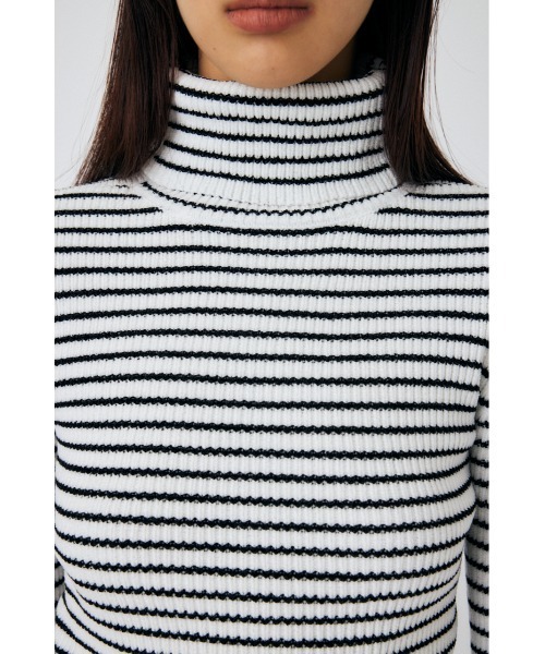 MOUSSY（マウジー）の「HI NECK RIB ニット（ニット/セーター・レディース・ホワイト系その他/イエロー/パープル/ブラック系その他・FREE）」の21枚目の写真