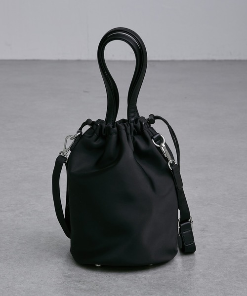 Lui's（ルイス）の「シンセティックレザーナイロンコンビ2way巾着ショルダーバッグ（ショルダーバッグ・メンズ・ブラック・FREE）」の7枚目の写真