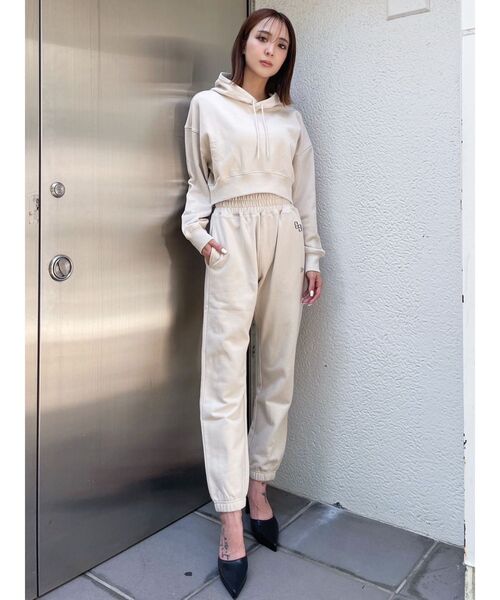 GYDA(ジェイダ)の「GYDA×NEWERA スウェット パンツ(スウェットパンツ・レディース・アイボリー/ブラック・FREE)」の5枚目の写真