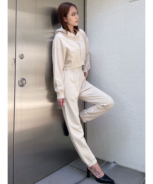 GYDA(ジェイダ)の「GYDA×NEWERA スウェット パンツ(スウェットパンツ・レディース・アイボリー/ブラック・FREE)」の7枚目の写真